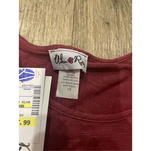 Urban Rose XL Burgundy Tunic Top and Necklace 1X New - Picture 5 of 5